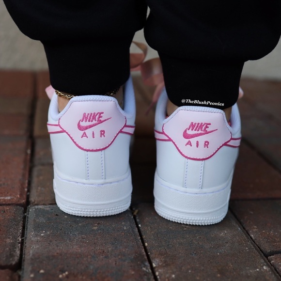 Nike Custom Air Force 1 Low with Matching Satin Laces NWT - Picture 11 of 15